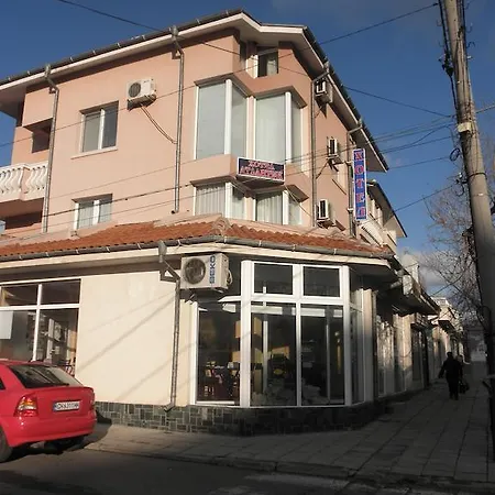 Atlantic Szálloda Szliven